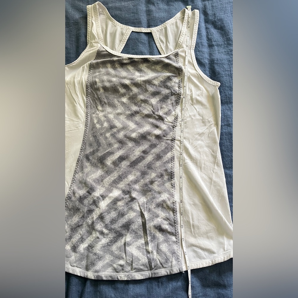 Lululemon Athletica White and Gray Chevron Tank Top